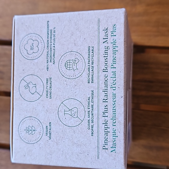 Farm X Vegan Pineapple Plus Brightening  Serum and Radiance Boosting Mask. NWT - Picture 4 of 6